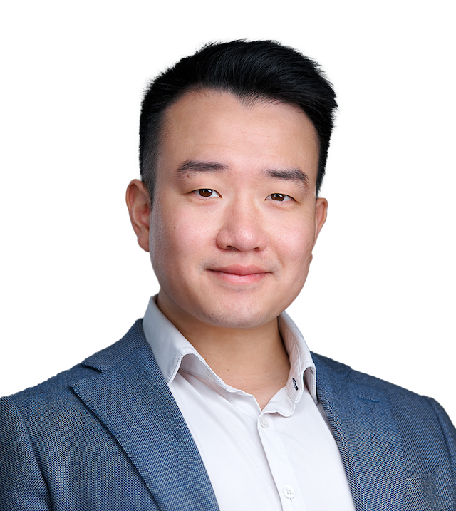 Headshot of Mickey Jiang